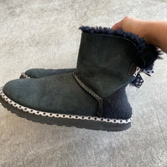 UGG classic mini Bailey black us 8 limited edition - Picture 3 of 3